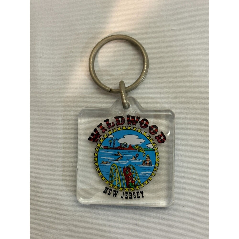 Vintage New Jersey - WILDWOOD AMUSEMNT PARK Souvineer Acrylic Keychain